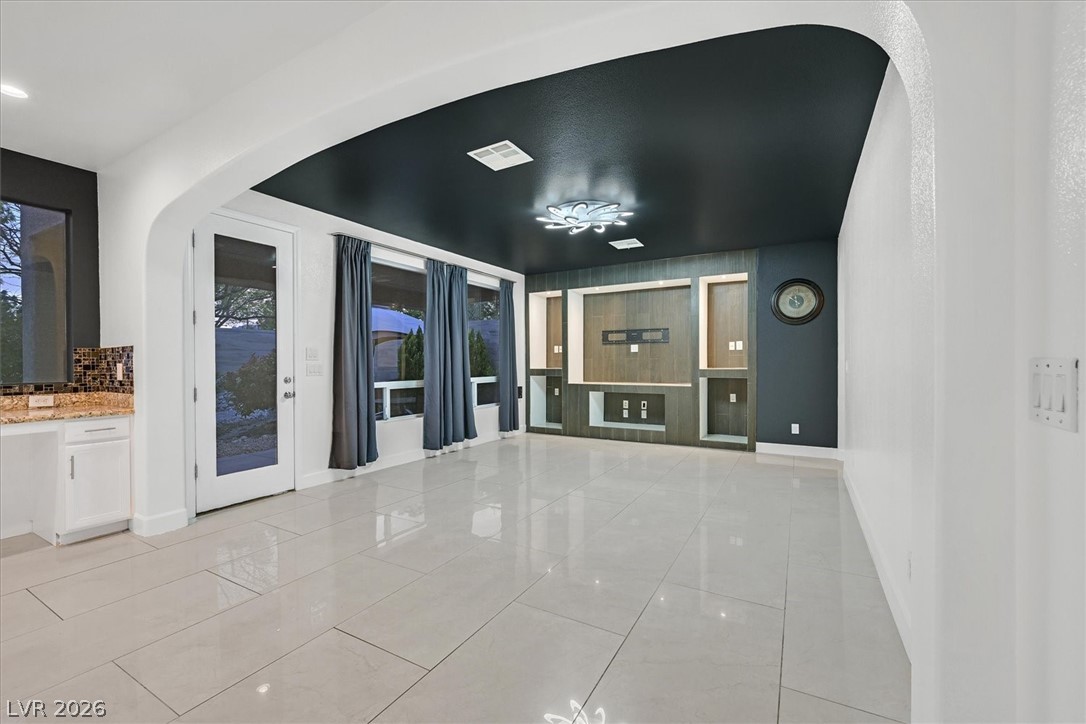 11377 Rancho Villa Verde Place Las Vegas, NV 89138 - Photo 6 of 46