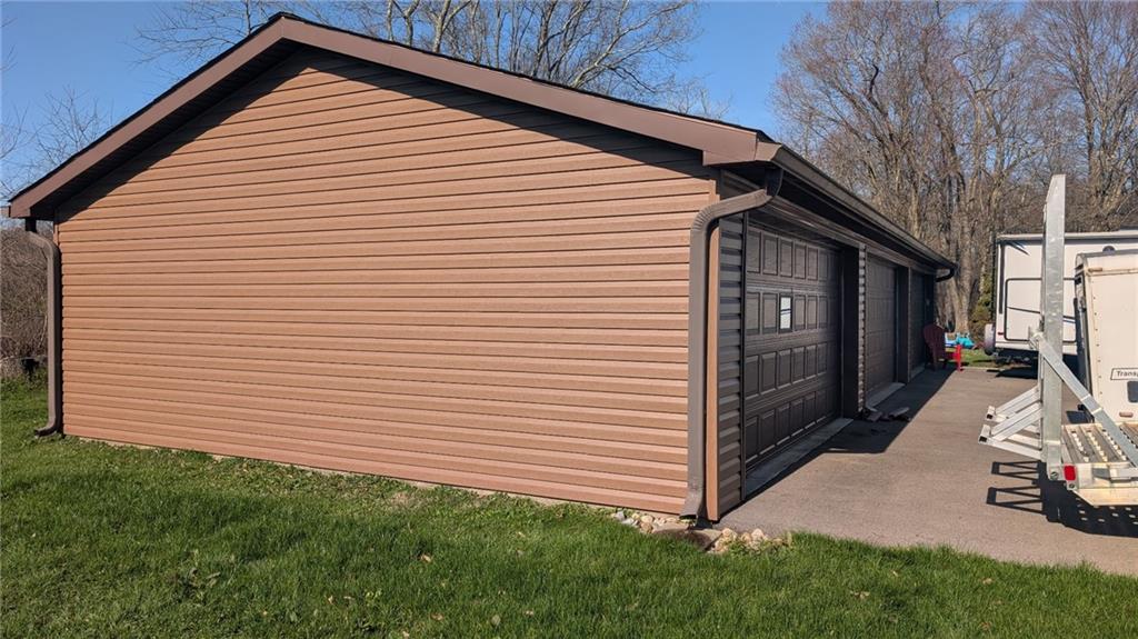 4808 Pittsburgh Road Harrisville, PA 16038 - Photo 4 of 46 6 Stall Detached Garage