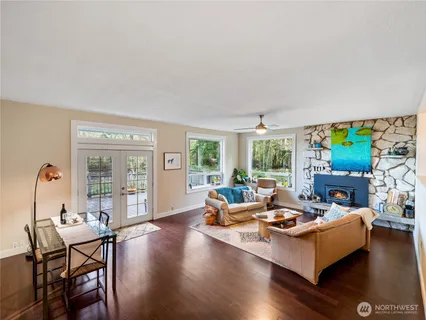 $729,000 | 1881 Fort Nugent Road, Oak Harbor, WA 98277