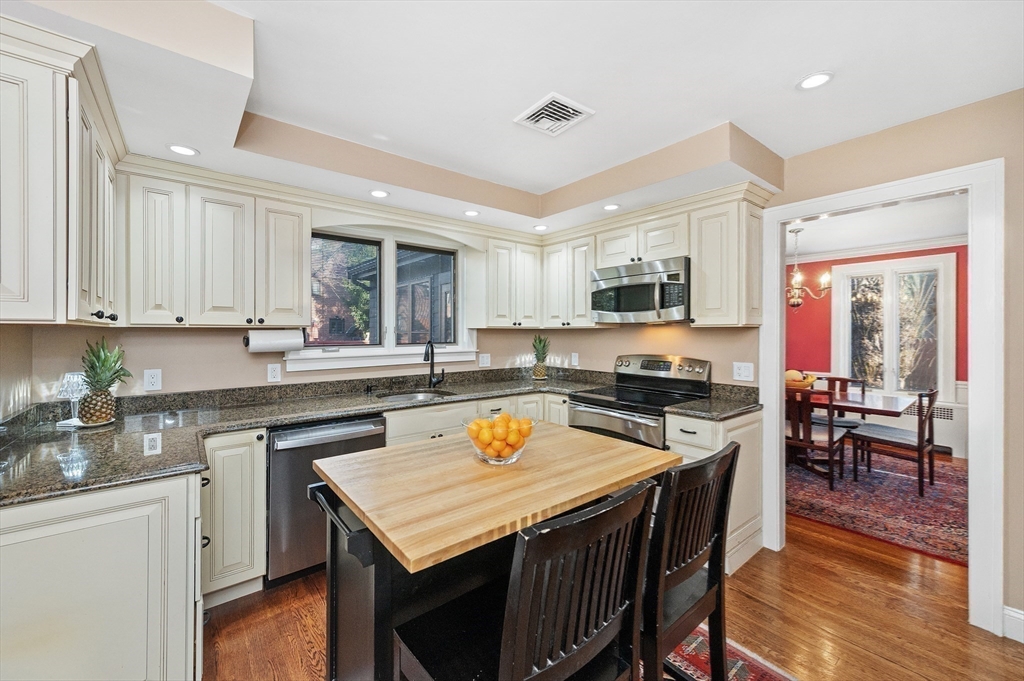 79 Tobey Road Belmont, MA 02478 - Photo 10 of 37 Gallery Image 10