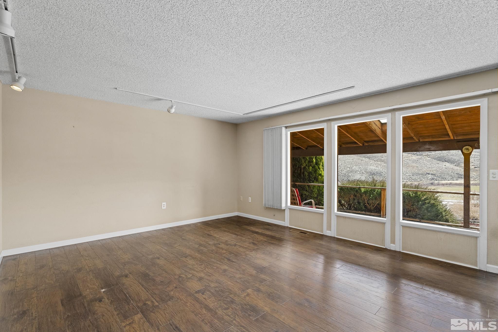 20540 Eaton Road Reno, NV 89521 - Photo 7 of 40 Photo 7