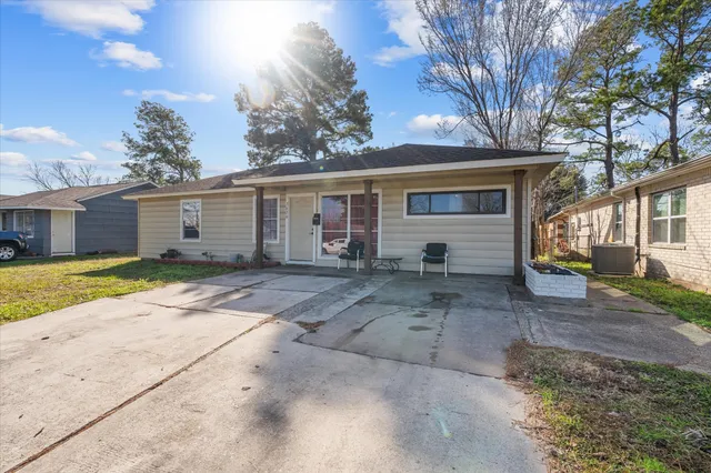 $215,000 | 3620 Washington Street, Pasadena, TX 77503