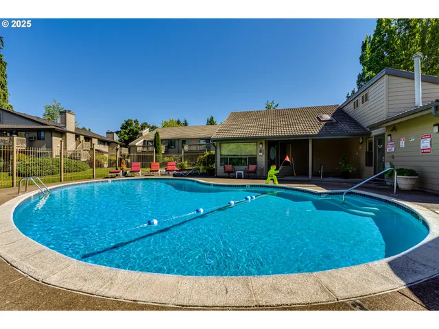 $249,900 | 2051 Lake Isle Terrace, Eugene, OR 97401