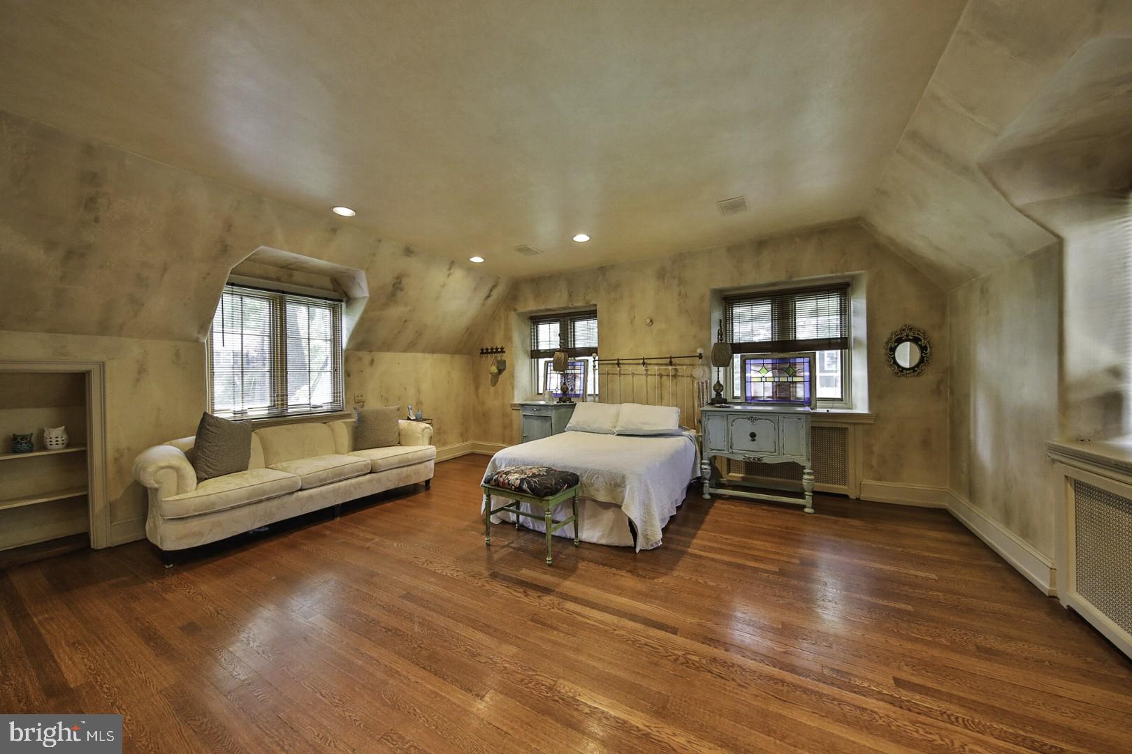 1404 Noble Road Rydal, PA 19046 - Photo 24 of 39
