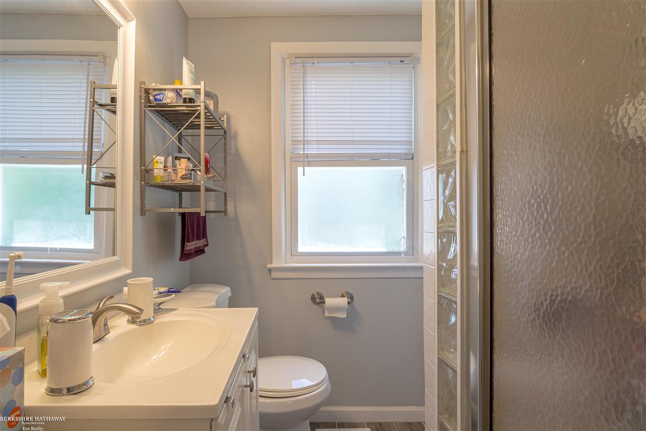 1276 Franklin Road Berkley, MI 48072 - Photo 14 of 39 50079613-13.JPG