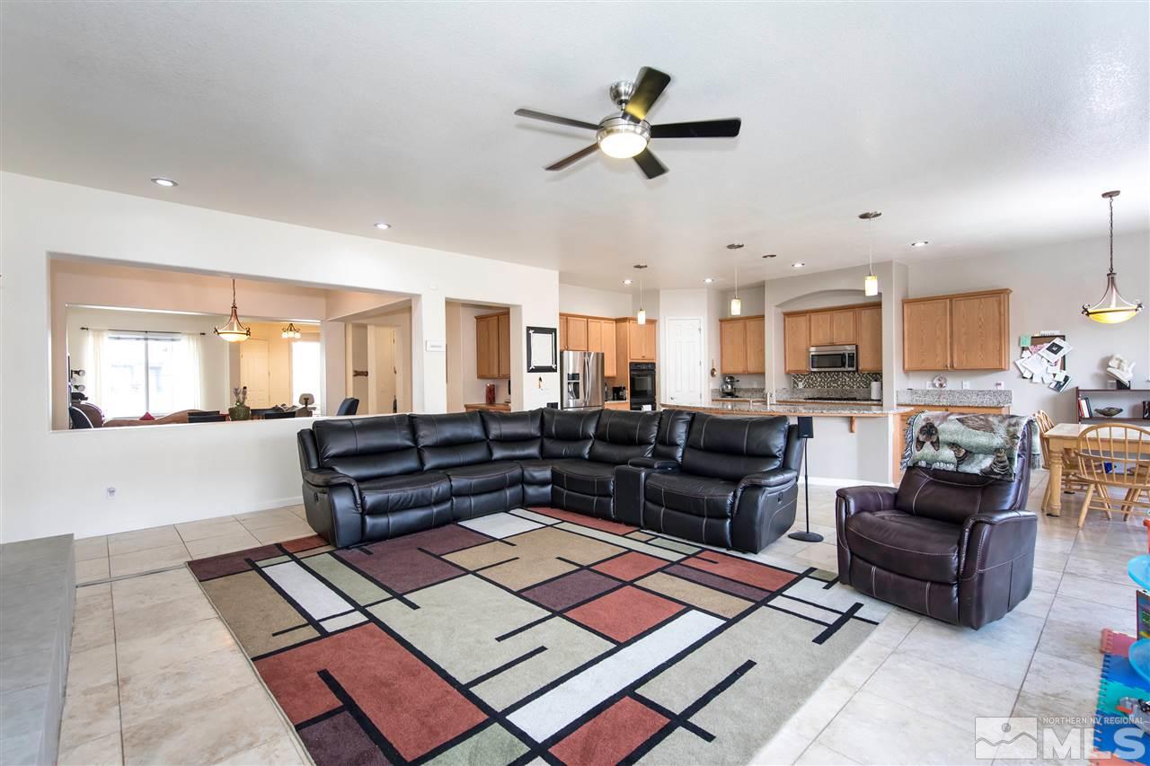 1675 Greycrest Way Reno, NV 89521 - Photo 3 of 25 a living room with furniture and kitchen view