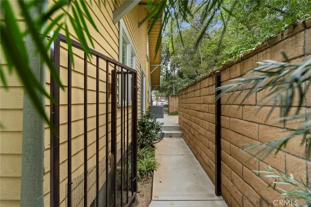 $3,700 | 316 East Foothill Boulevard, Glendora, CA 91741