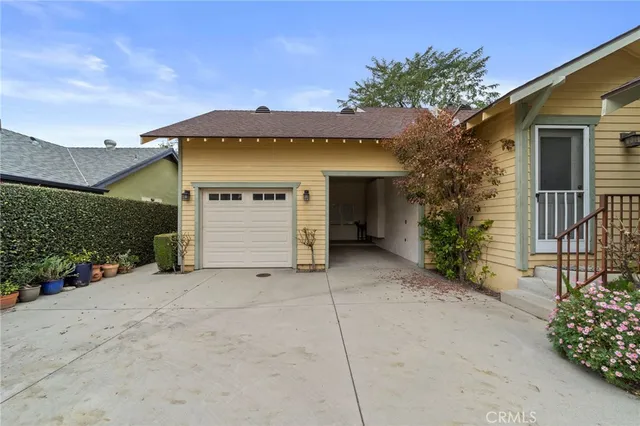 $3,700 | 316 East Foothill Boulevard, Glendora, CA 91741