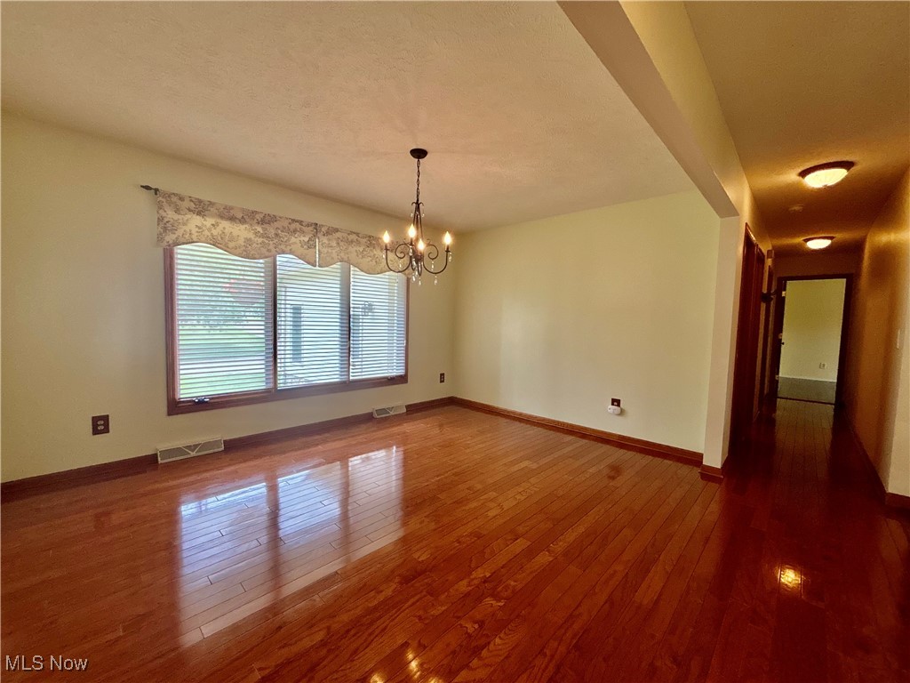 29123 Ridge Road Wickliffe, OH 44092 - Photo 12 of 39 Gallery Image 12