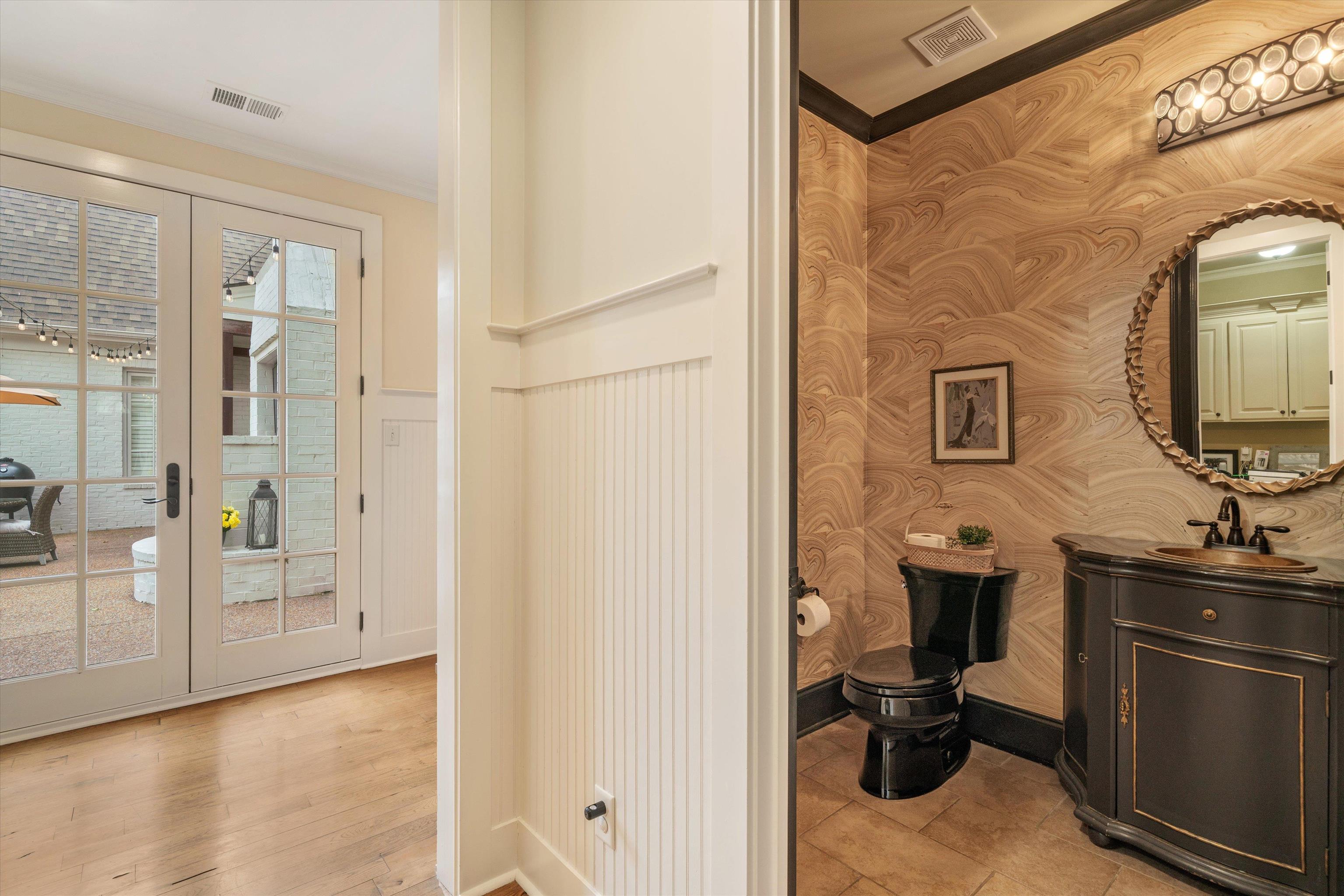 1328 Bridgepointe Drive Collierville, TN 38017 - Photo 17 of 40