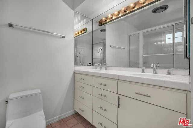 $3,750 | 2677 South Centinela Avenue, Unit 308, Santa Monica, CA 90405