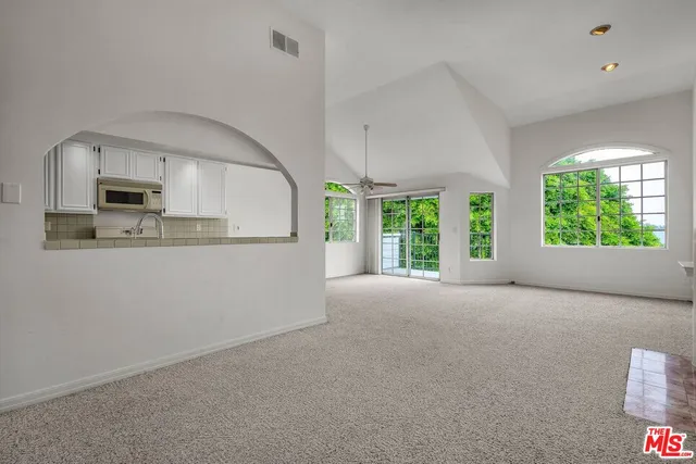 $3,750 | 2677 South Centinela Avenue, Unit 308, Santa Monica, CA 90405