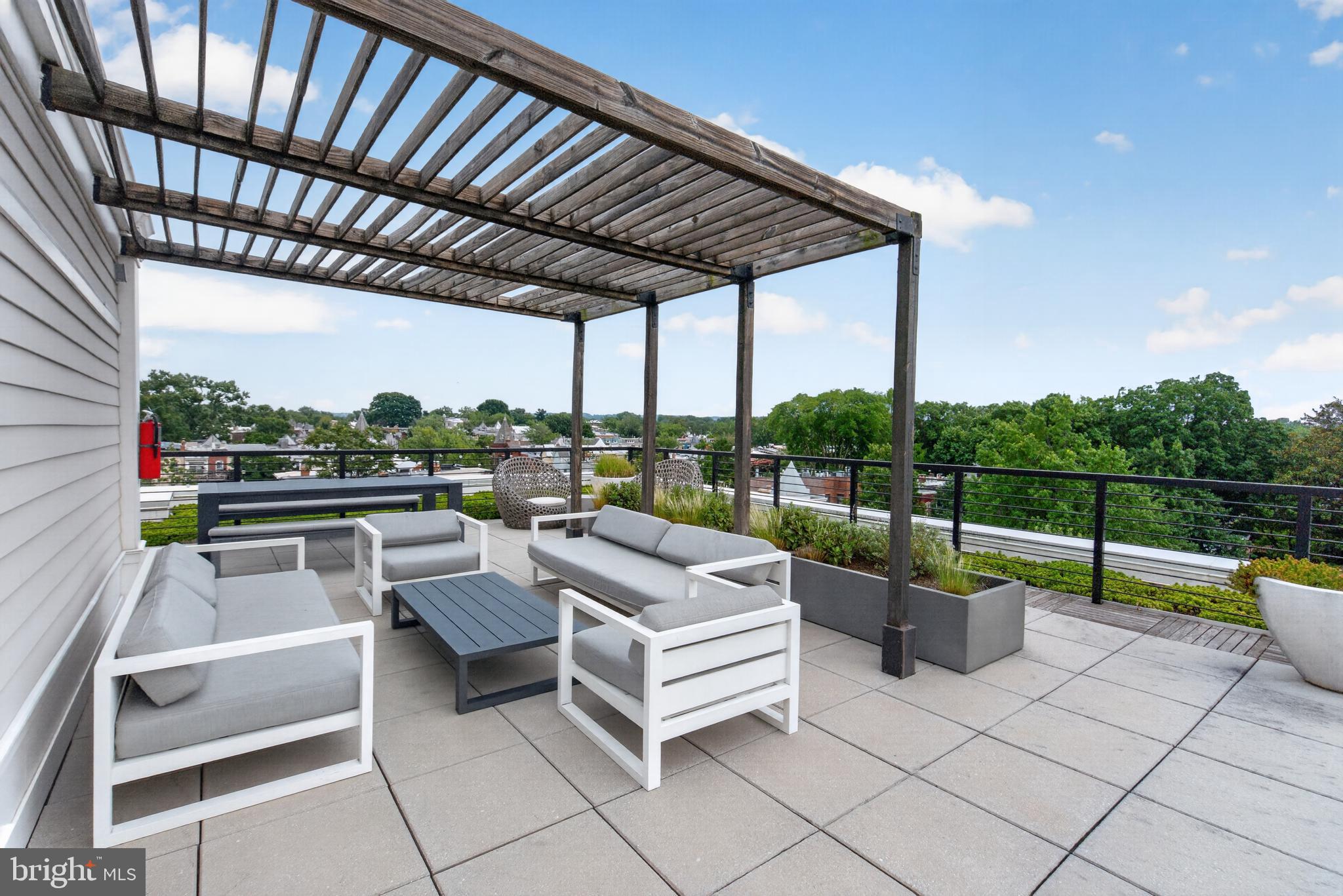 300 8th Street Northeast, Unit 209 Washington, DC 20002 - Photo 25 of 27 Wonderful roof top lounge area