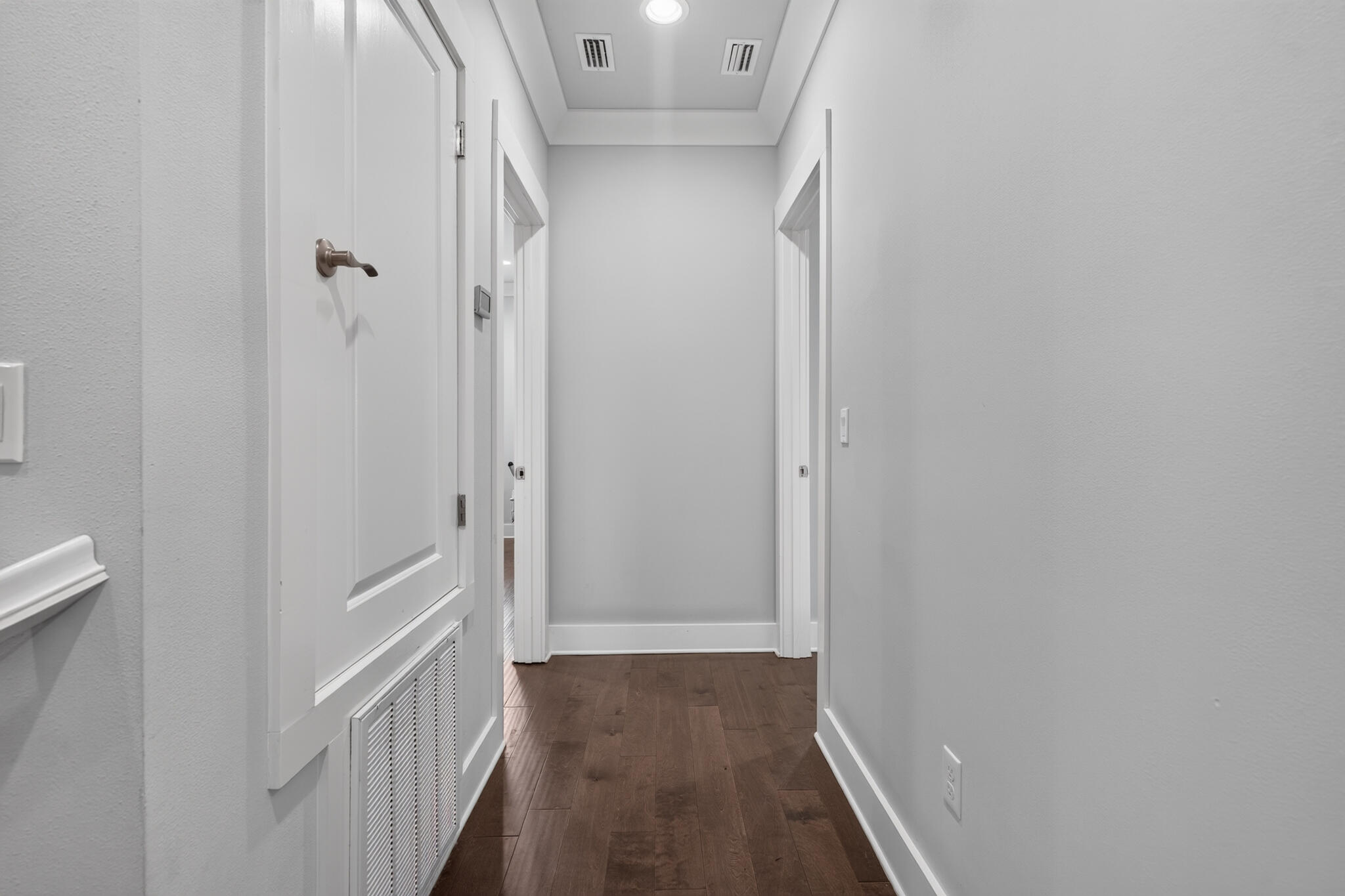 995 Airport Road, Unit 1 Destin, FL 32541 - Photo 53 of 62 upstairs hallway