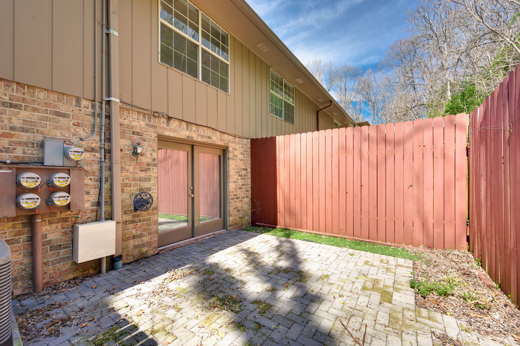 110 Bellevue Road, Unit 30 Nashville, TN 37221 - Photo 25 of 43 a view of a back yard of the house
