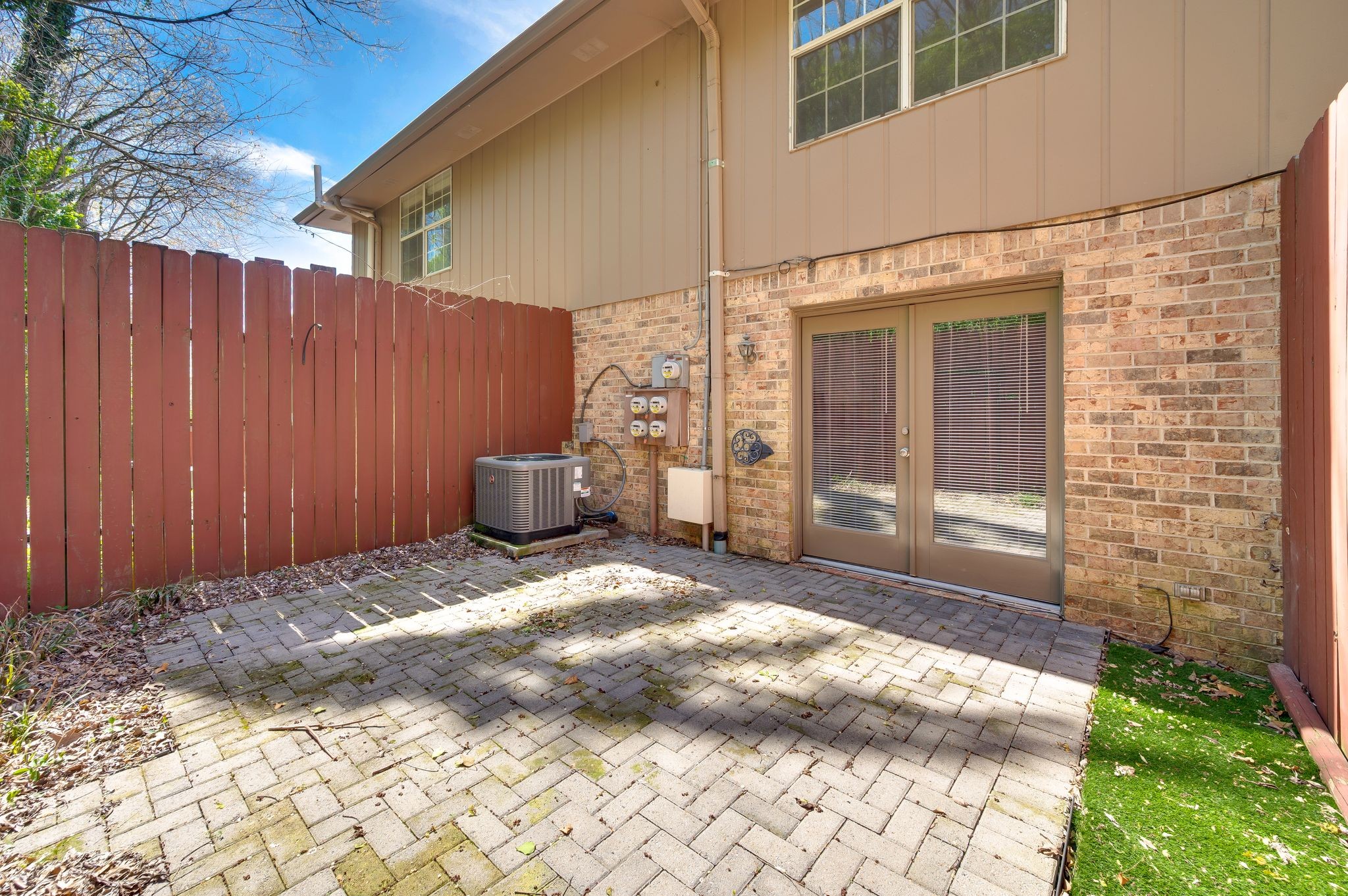 110 Bellevue Road, Unit 30 Nashville, TN 37221 - Photo 27 of 43 a backyard of a house