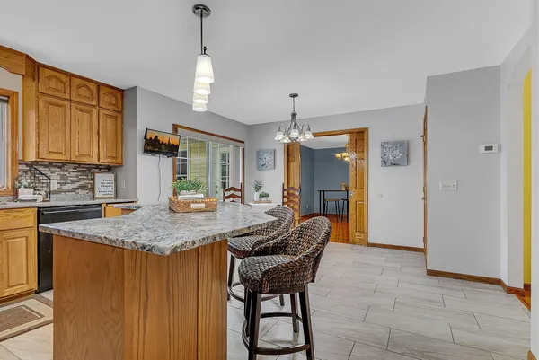 $725,000 | 11688 40th Street, Bowlus, MN 56314