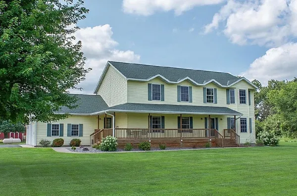 $725,000 | 11688 40th Street, Bowlus, MN 56314