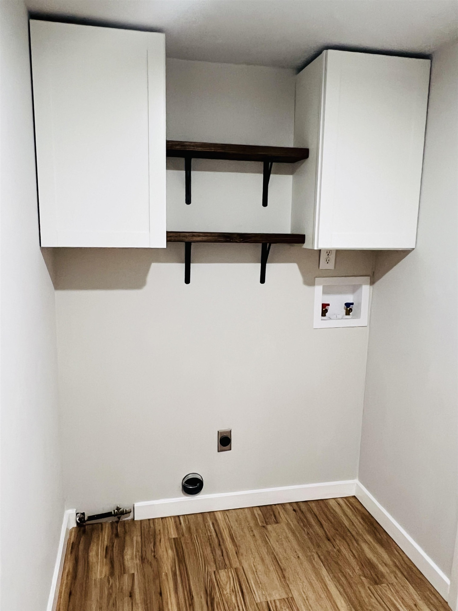 2419 Raeford Road Fayetteville, NC 28305 - Photo 25 of 36 a view of a small space