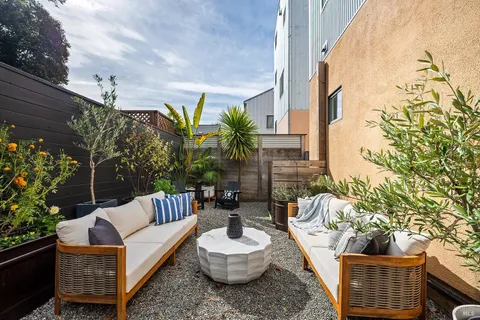 $1,995,000 | 105 G Street, Petaluma, CA 94952