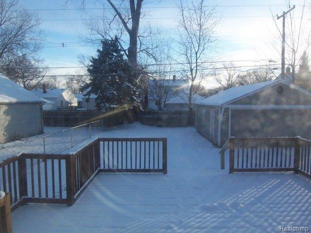 877 Harvard Road Berkley, MI 48072 - Photo 15 of 23 100_1954