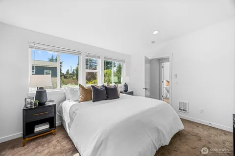 $785,000 | 10215 Evanston Avenue North, Unit 2, Seattle, WA 98133