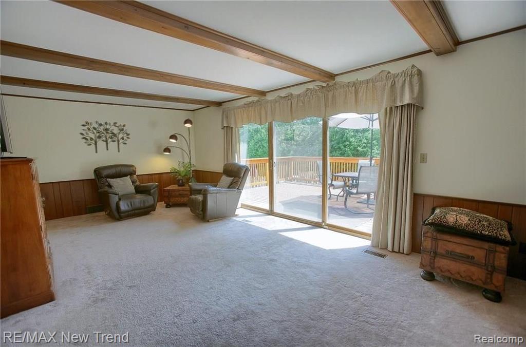 36307 West Lyman Road Farmington Hills, MI 48331 - Photo 16 of 33