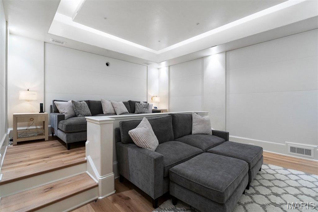 1504 Kehrs Mill Road Chesterfield, MO 63005 - Photo 28 of 37