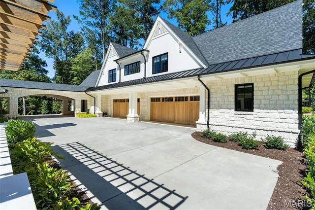 $2,750,000 | 1504 Kehrs Mill Road, Chesterfield, MO 63005