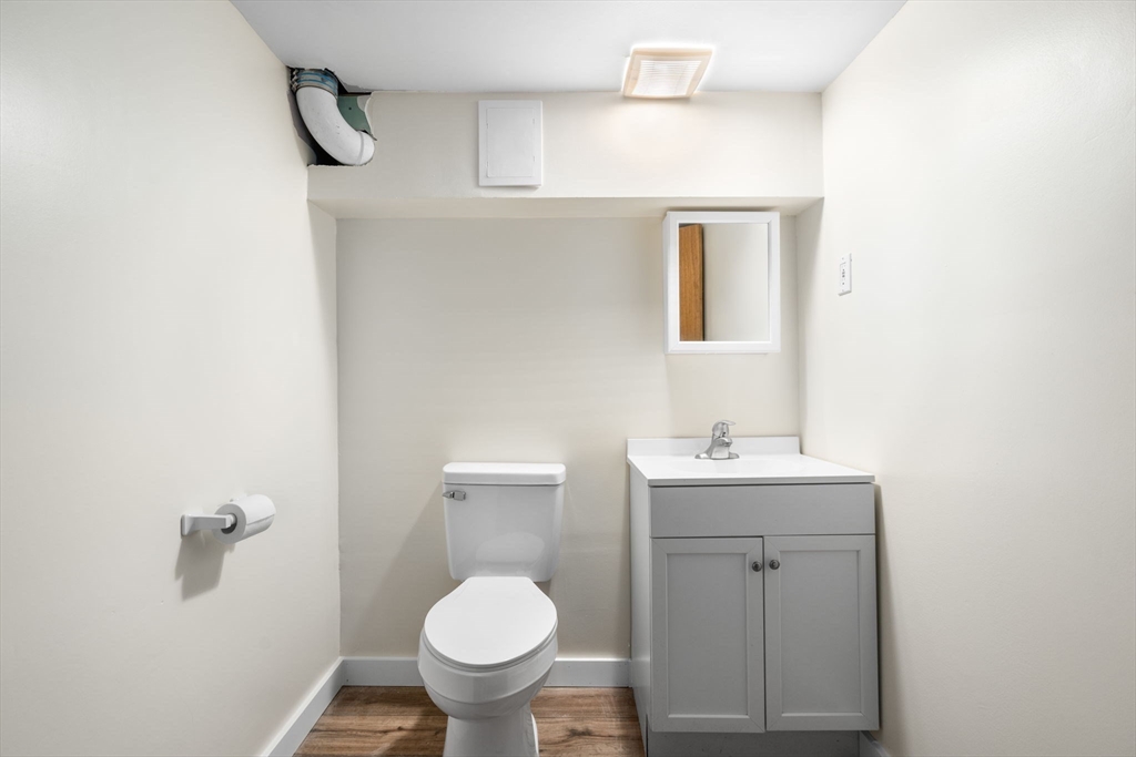 236 High Street Holliston, MA 01746 - Photo 16 of 24 Gallery Image 16