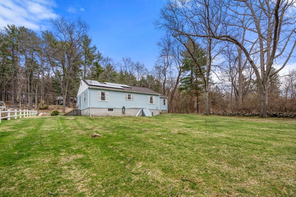 236 High Street Holliston, MA 01746 - Photo 19 of 24 Gallery Image 19