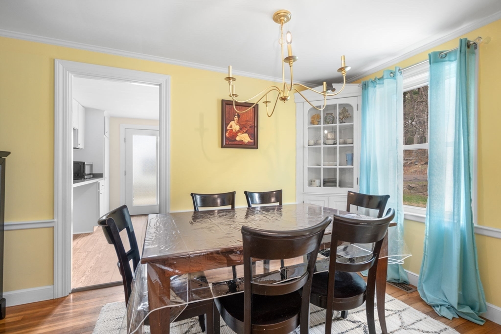 236 High Street Holliston, MA 01746 - Photo 8 of 24 Gallery Image 8