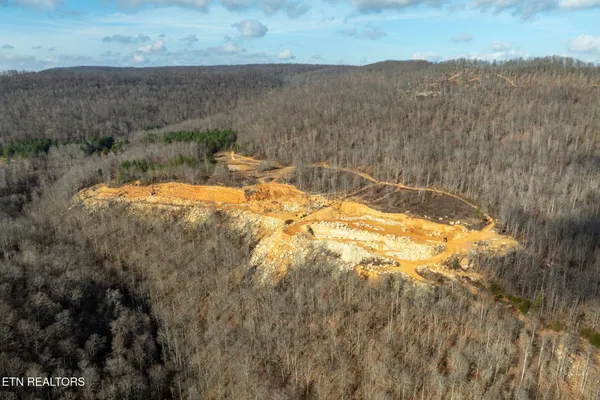 $1,697,500 | 700-ac Puncheon Creek Lane, Livingston, TN 38570