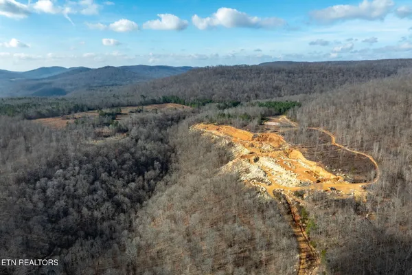 $1,697,500 | 700-ac Puncheon Creek Lane, Livingston, TN 38570