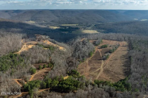 $1,697,500 | 700-ac Puncheon Creek Lane, Livingston, TN 38570