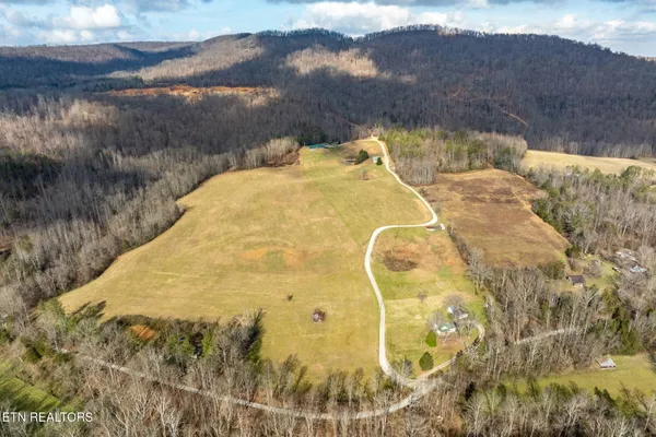 $1,697,500 | 700-ac Puncheon Creek Lane, Livingston, TN 38570