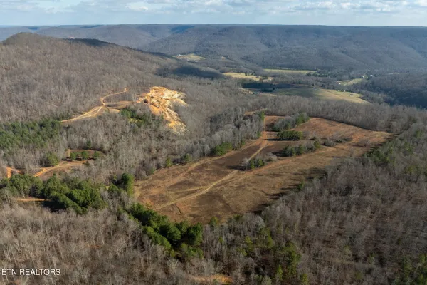 $1,697,500 | 700-ac Puncheon Creek Lane, Livingston, TN 38570