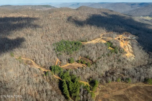 $1,697,500 | 700-ac Puncheon Creek Lane, Livingston, TN 38570