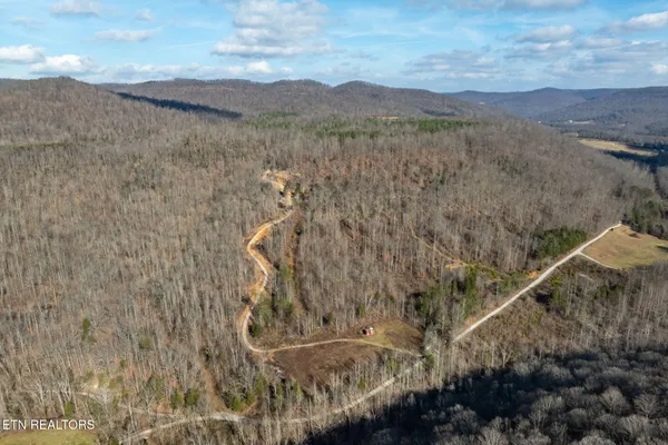 $1,697,500 | 700-ac Puncheon Creek Lane, Livingston, TN 38570