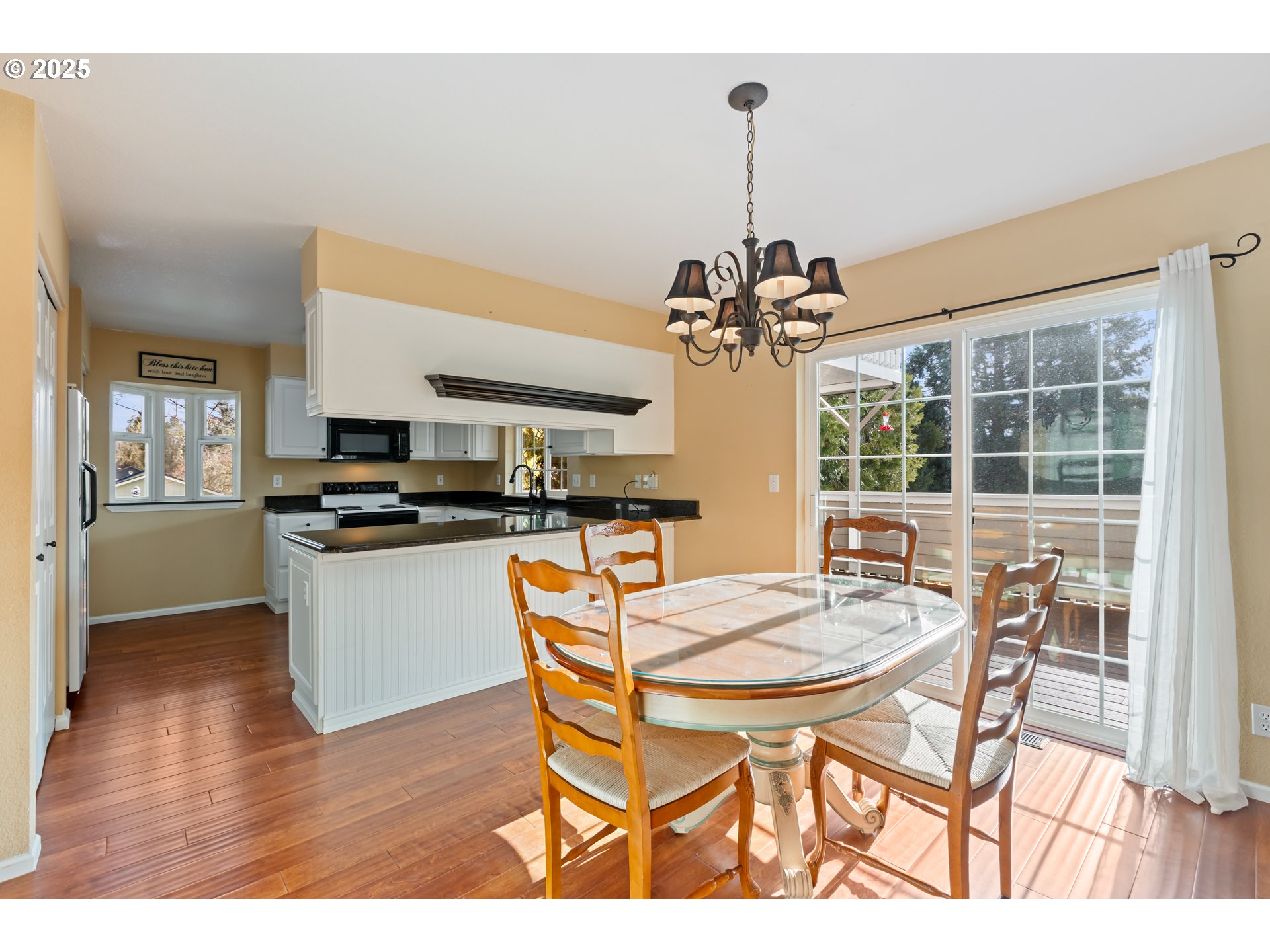 660 Jade Street Sutherlin, OR 97479 - Photo 13 of 48