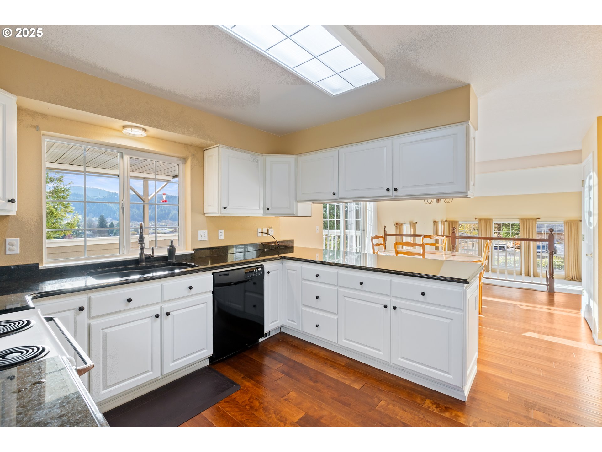 660 Jade Street Sutherlin, OR 97479 - Photo 15 of 48