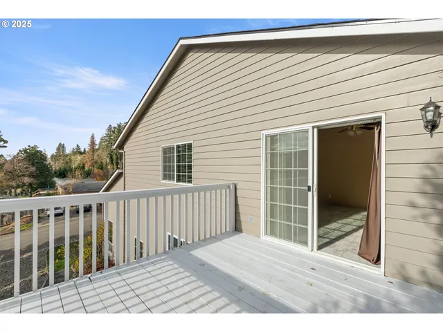 $425,000 | 660 Jade Street, Sutherlin, OR 97479