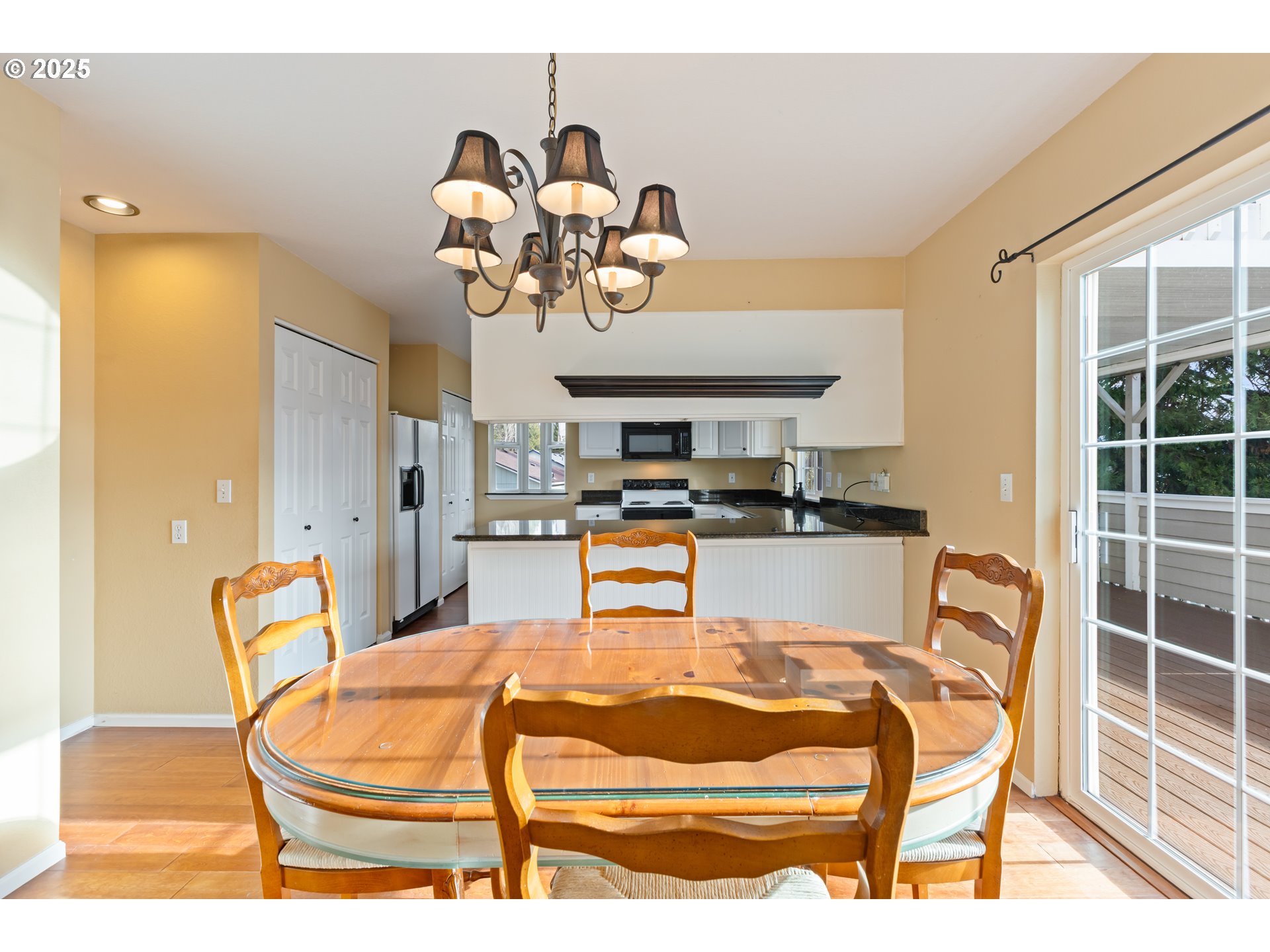 660 Jade Street Sutherlin, OR 97479 - Photo 10 of 48