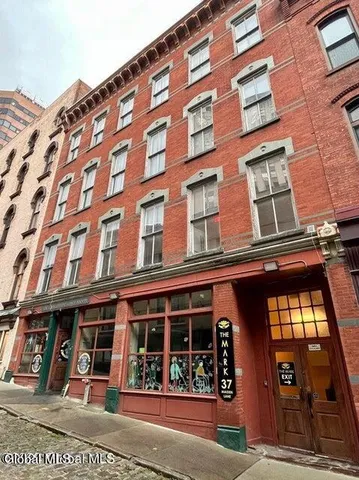 $1,450 | 37 Maiden Lane, Unit 3B, Albany, NY 12207