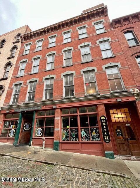 37 Maiden Lane, Unit 3B Albany, NY 12207 - Photo 2 of 18 front2
