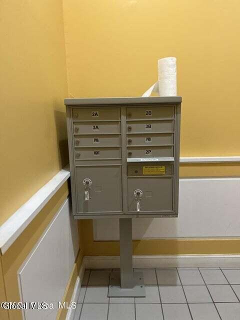 37 Maiden Lane, Unit 3B Albany, NY 12207 - Photo 5 of 18 mailboxes