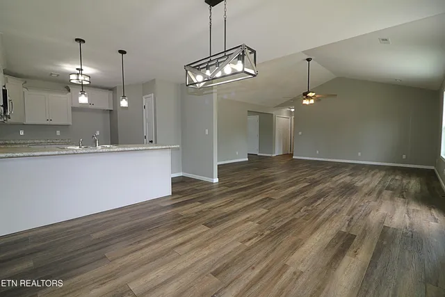 $419,000 | 607 Taylon Lane, Oneida, TN 37841