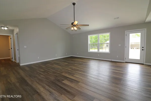 $419,000 | 607 Taylon Lane, Oneida, TN 37841