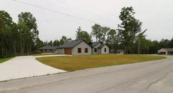 $419,000 | 607 Taylon Lane, Oneida, TN 37841