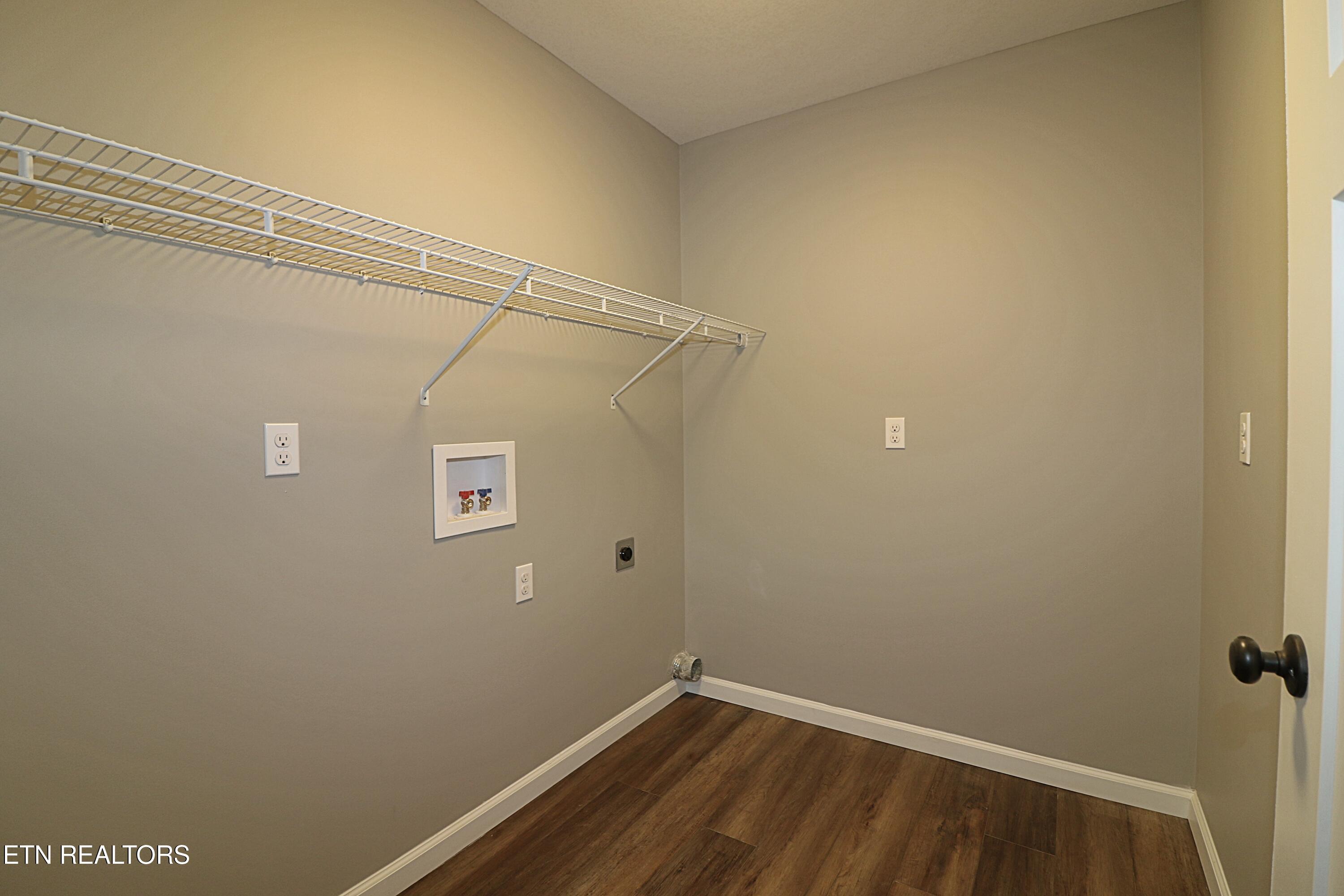 607 Taylon Lane Oneida, TN 37841 - Photo 27 of 52 094A0987